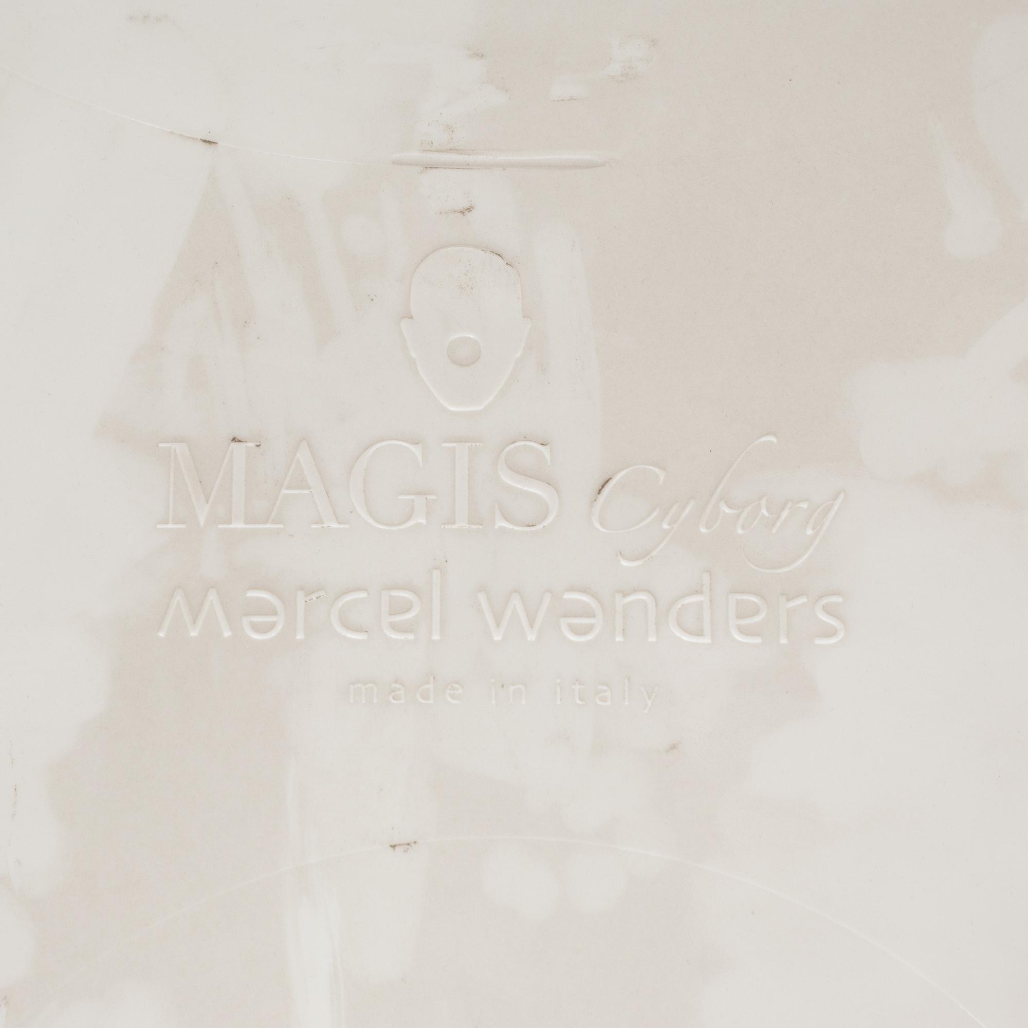 Marcel Wanders, eight "Cyborg Club" chairs, Magis, Italien.