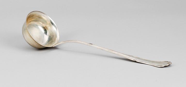 SOPPSLEV, silver, A Hildebrand, 1939, Gävle. Vikt 226g.