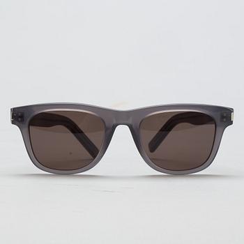 SOLGLASÖGON, "Classic 2", Saint Laurent.