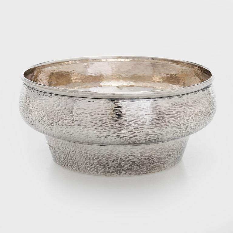 Reijo Sirkeoja, Skål, sterlingsilver, Kultakeskus, Tavastehus 1970.