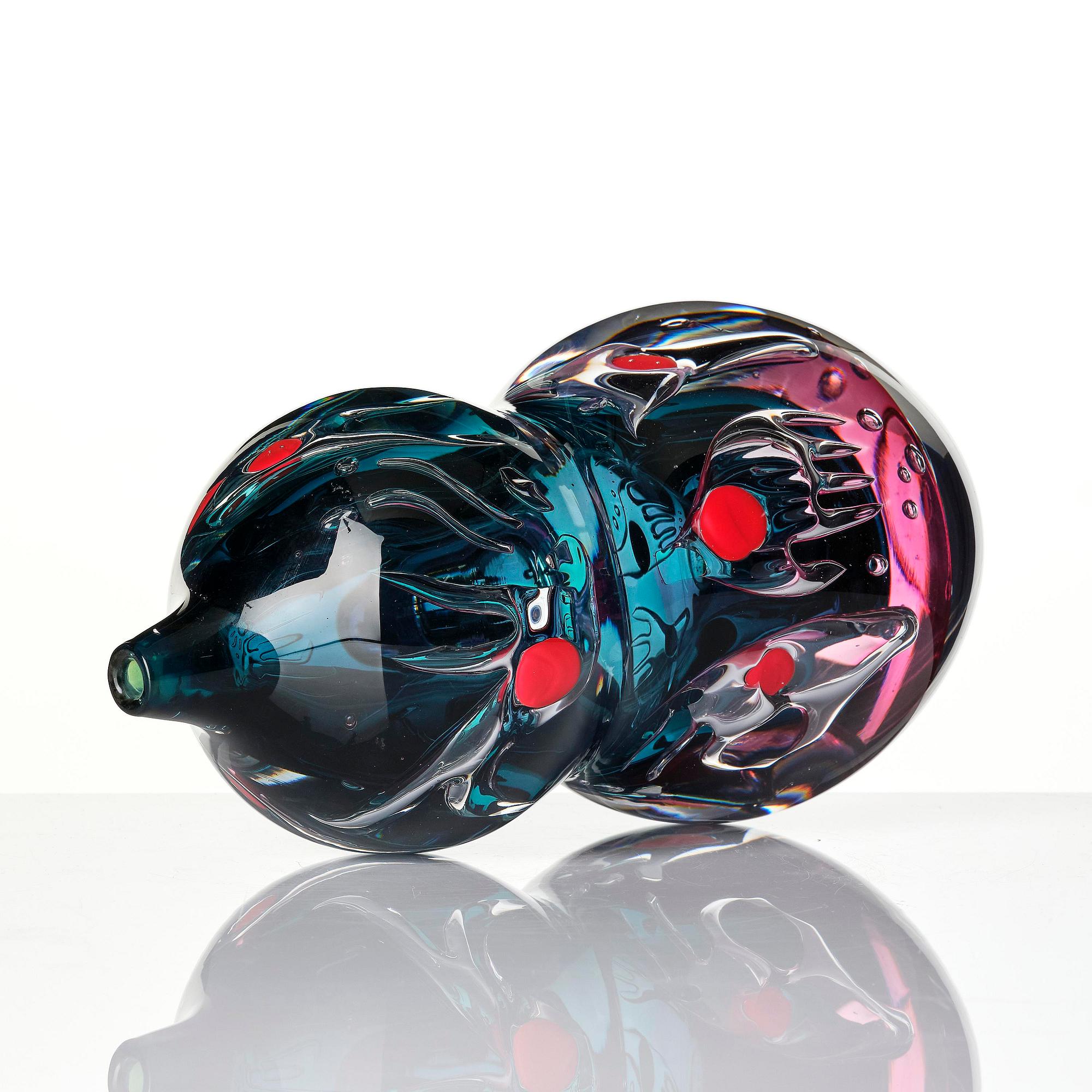 Peter Hermansson, a unique ariel glass vase, Örsjö, Sweden 2012.