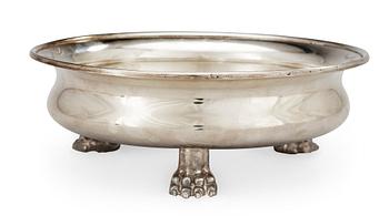 387. An Anna Petrus silverplated pewter bowl by Svenskt Tenn 1928.