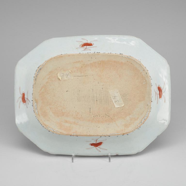STEKFAT, porslin, Kina, Qianlong, 1700-tal.