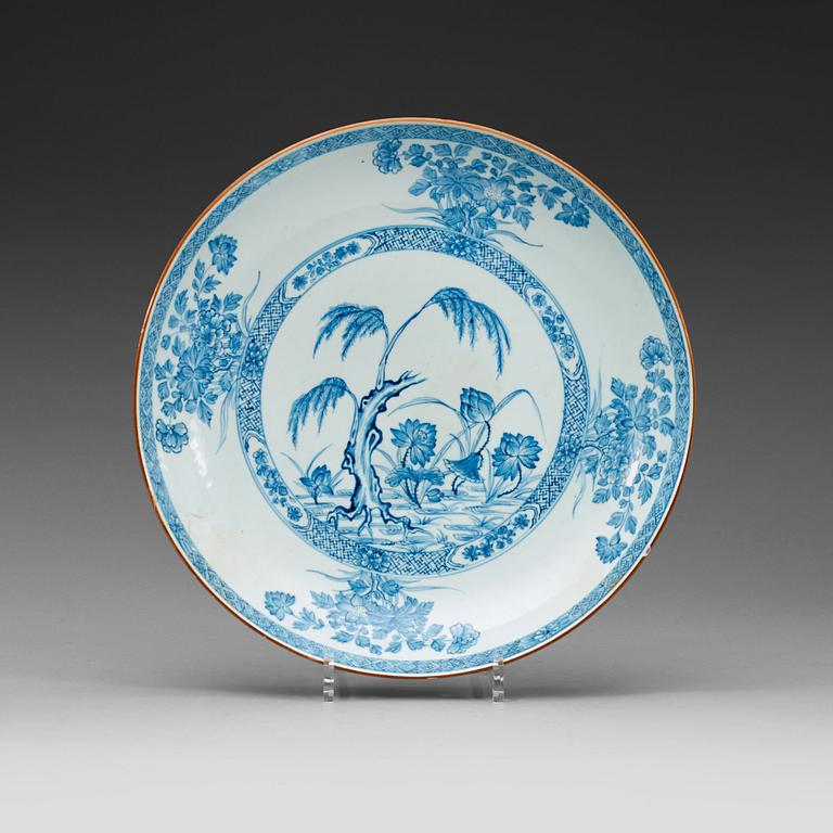A large blue and white dish, Qing dynasty Qianlong (1736-95).