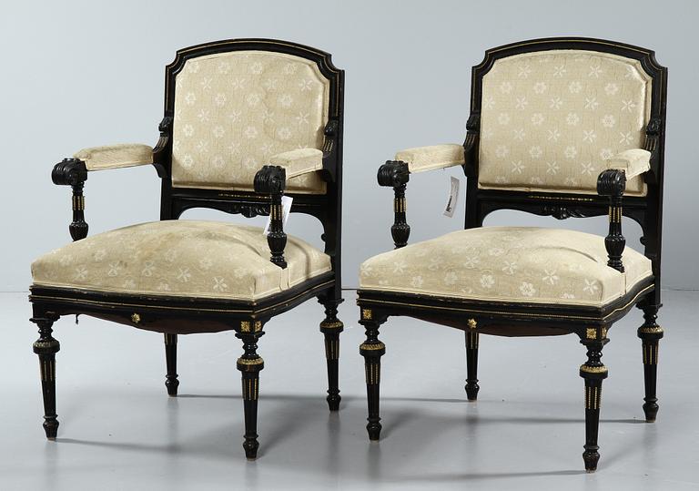 KARMSTOLAR, ett par, Louis XVI-stil, 1800/1900-tal.