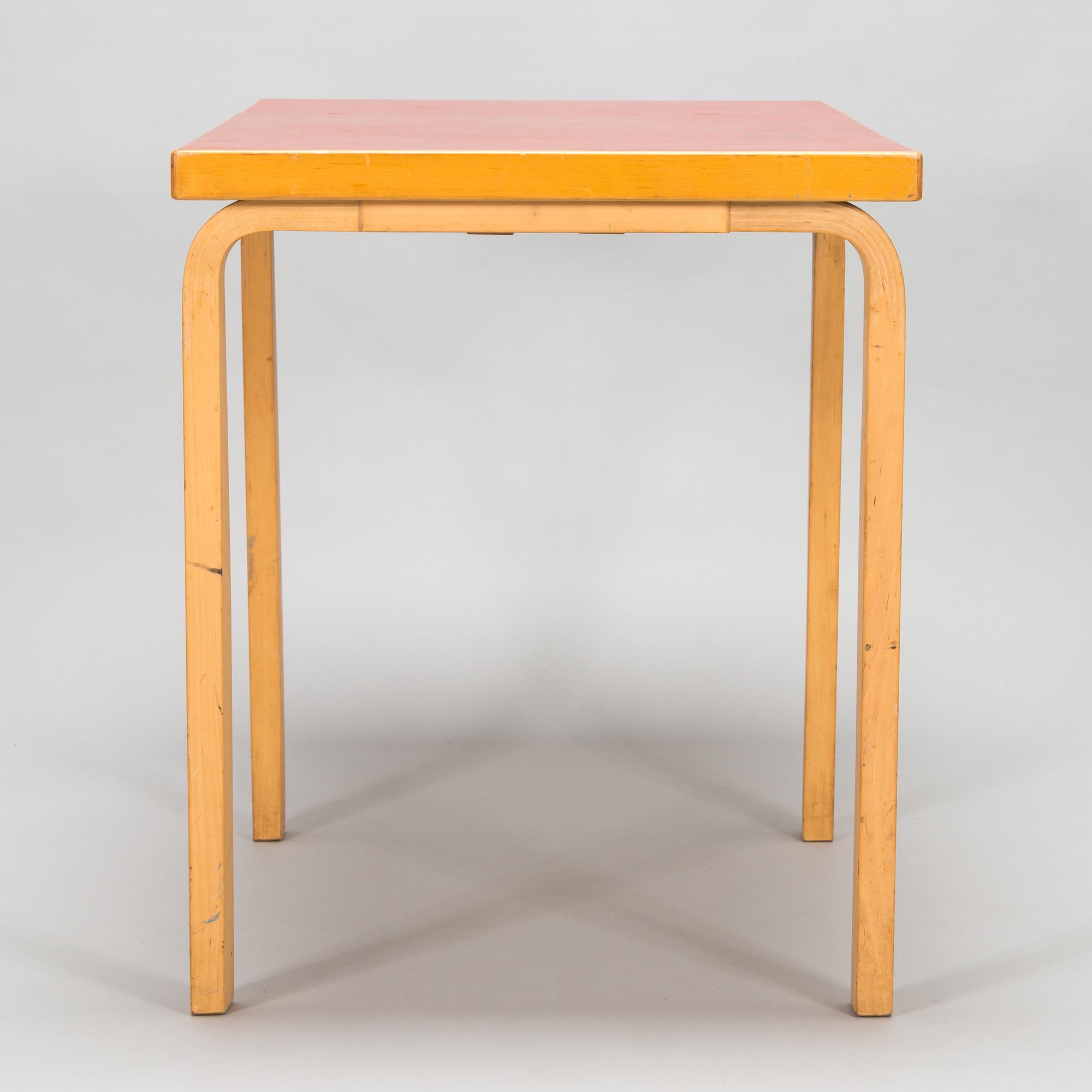 Alvar Aalto, a 1960s 'DL82' table for O.Y. Huonekalu- ja Rakennustyötehdas.