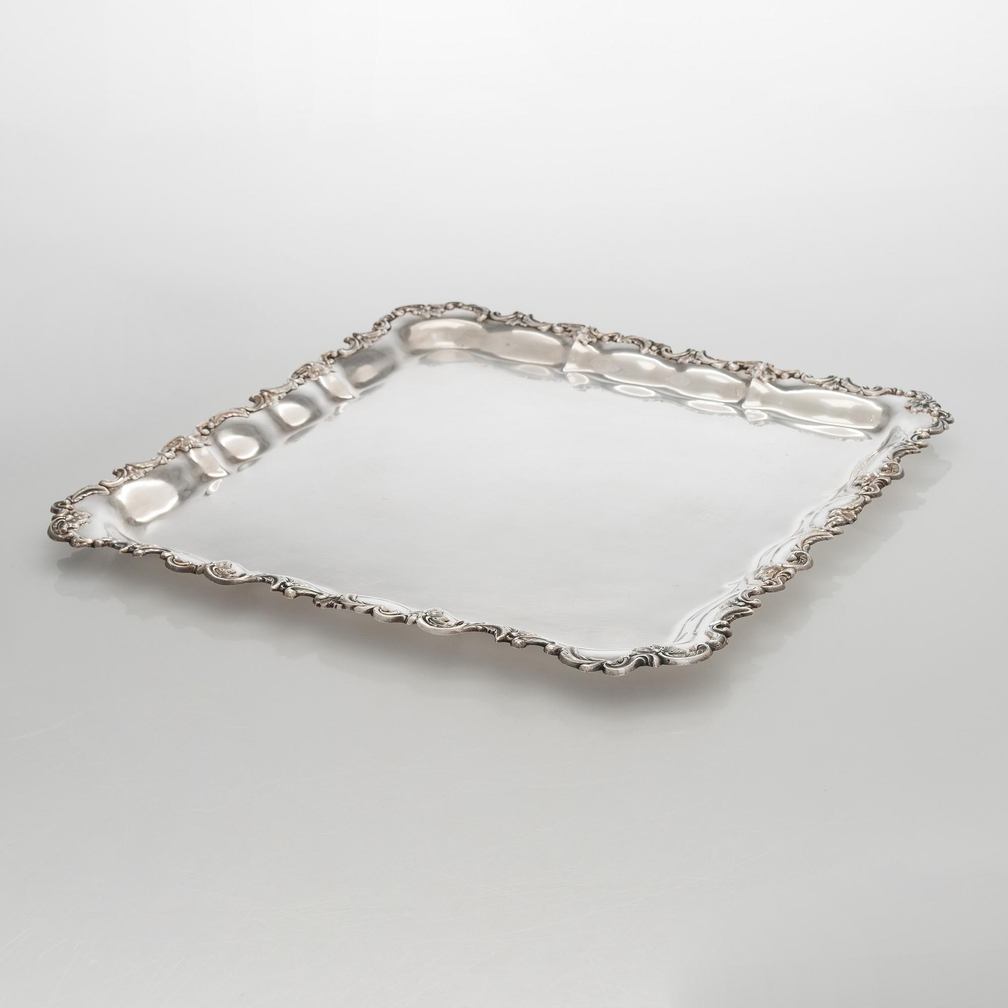 Tarjotin, hopea, Kultakeskus, Hämeenlinna 1948.