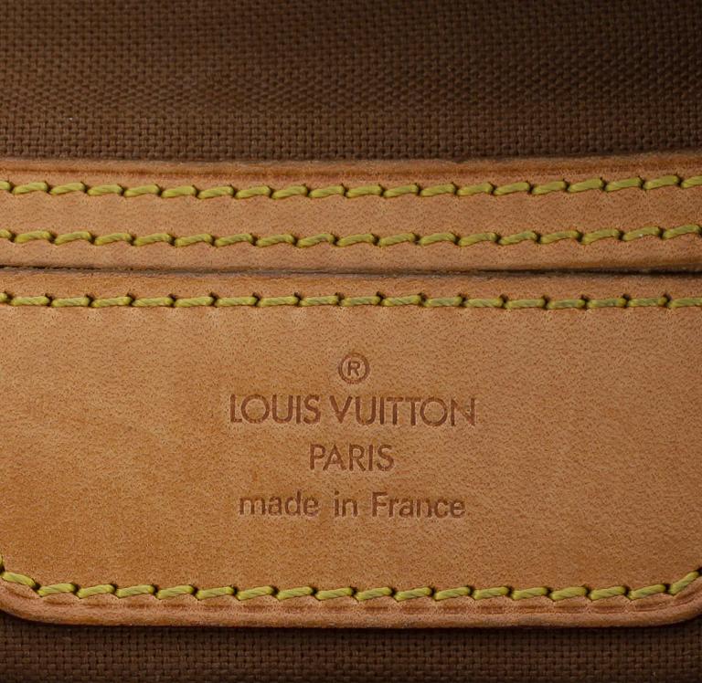 VÄSKA, Louis Vuitton, "Flanerie 45".