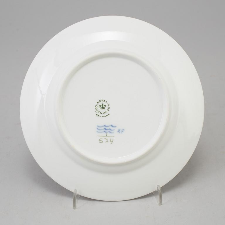 SERVIS, 44 delar, porslin, "Musselmalet", Royal Copenhagen, Danmark.