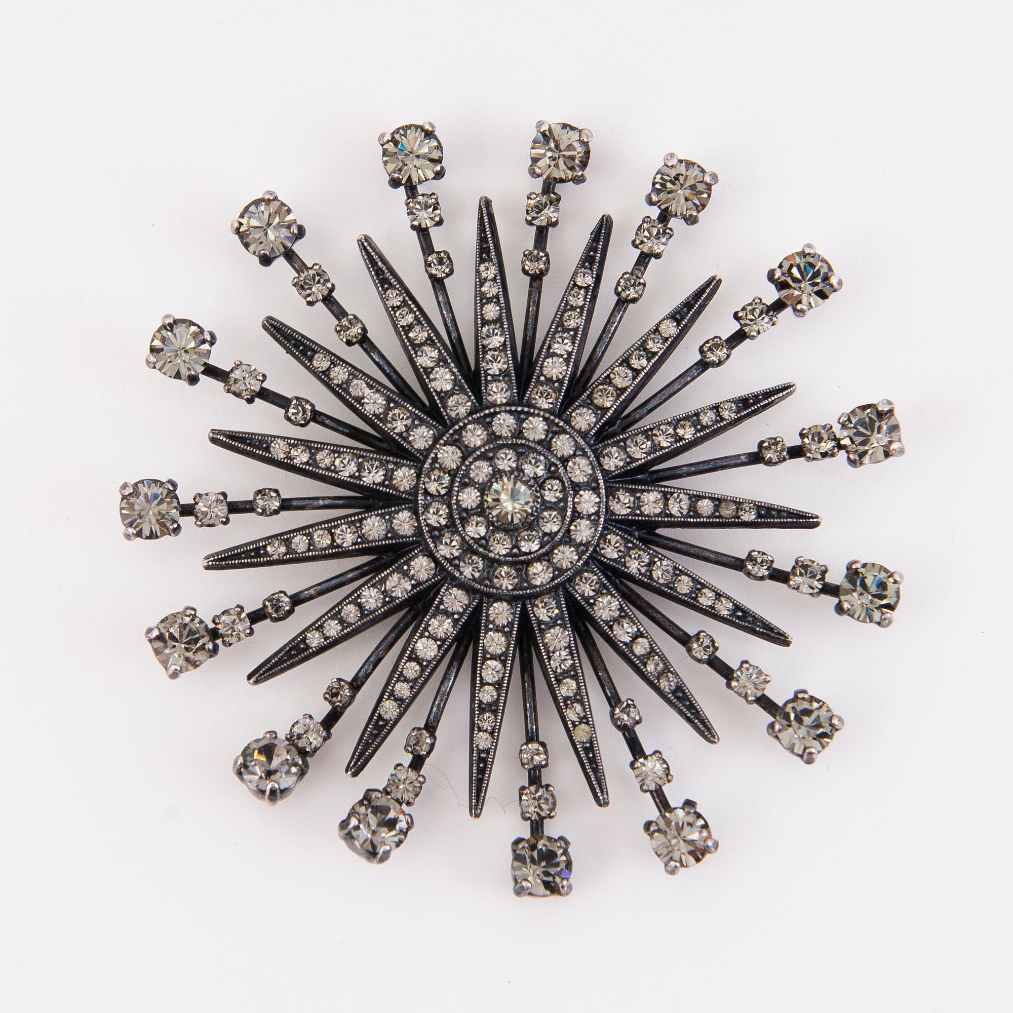 LANVIN BROOCH.