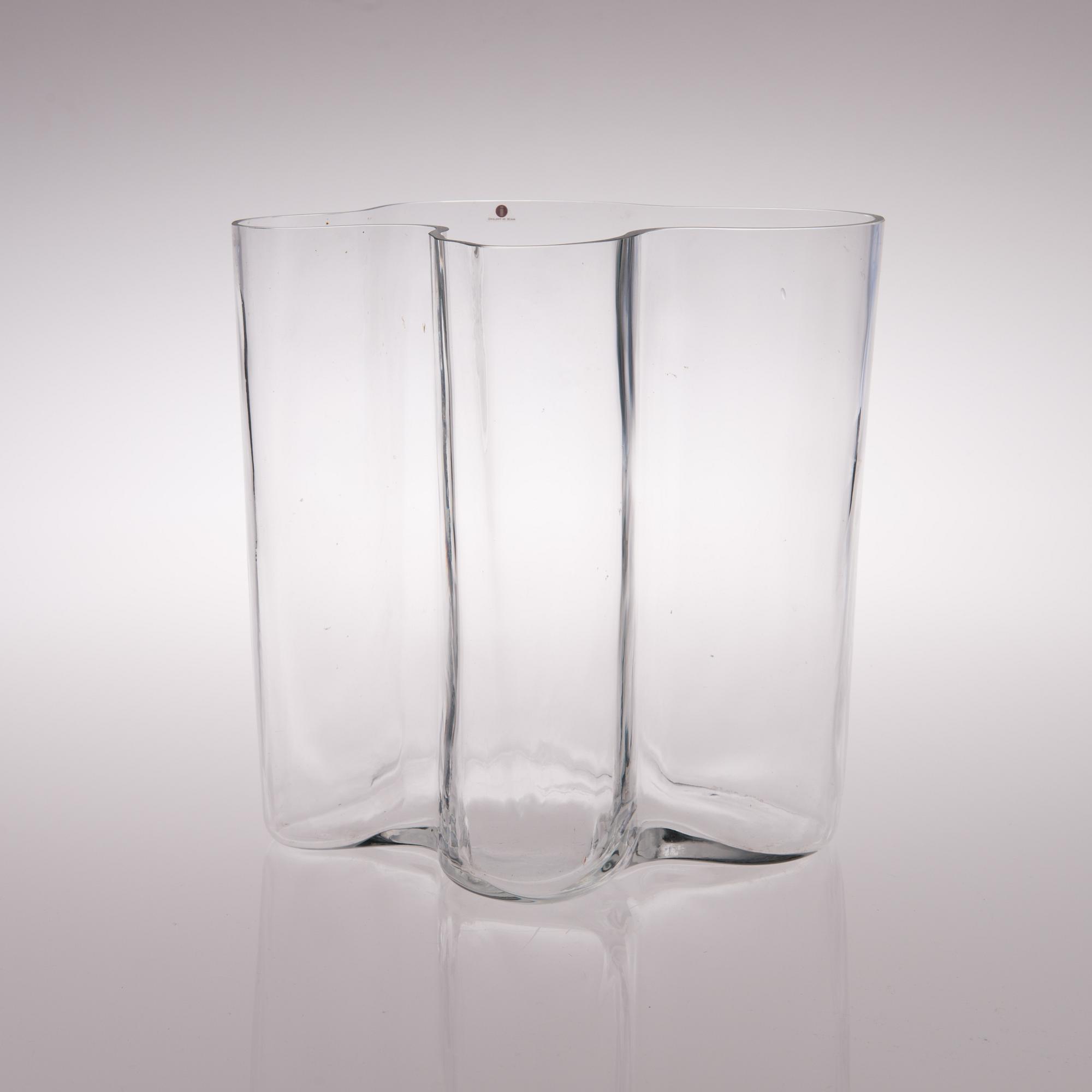 ALVAR AALTO, A VASE. Sign. Alvar Aalto. 1950/60s.