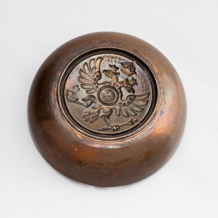 A Fabergé copper bowl, Moscow, 1914.