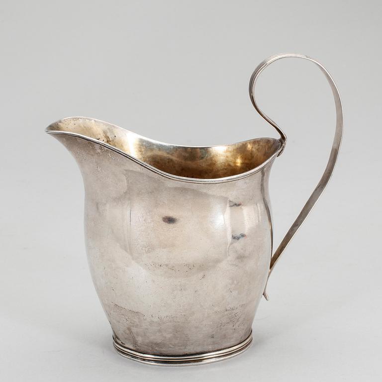 GRÄDDKANNA, empire, otydlig mästarstämpel, Sverige 1816. Vikt ca 130 gram.