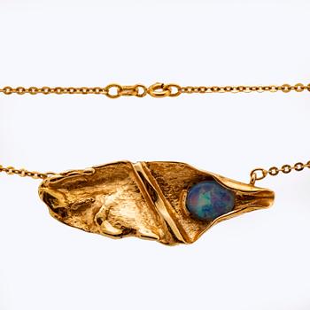 Opalcollier 18K guld med 1 opal ca 10 x 7 mm, Firma Rosenkvists Guldsmedaffär, Malmö.