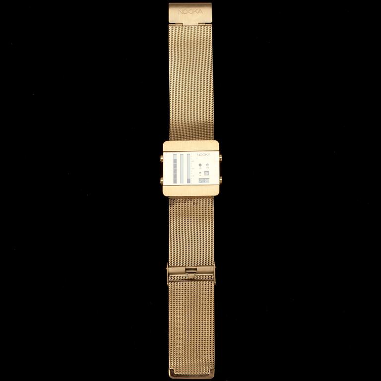 ARMBANDSUR, Nooka.