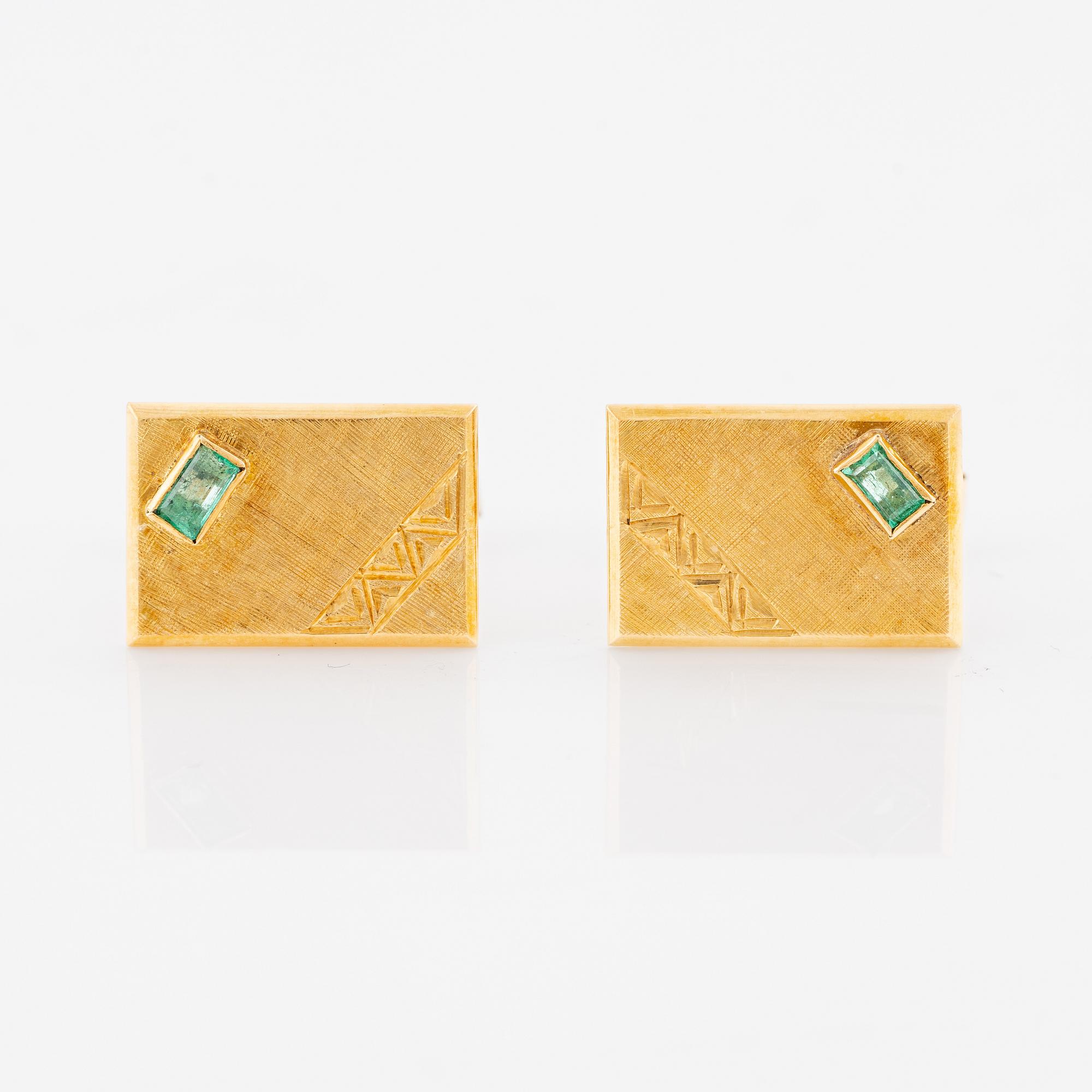 Manschettknappar, ett par, 18K guld och smaragd.