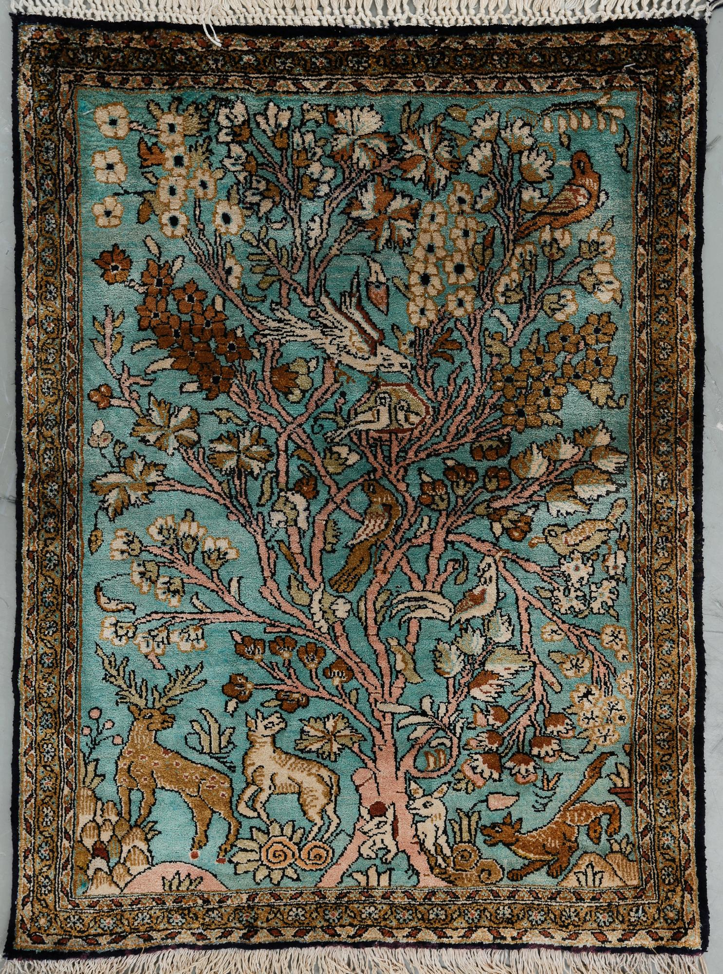 MATTA, old silke Ghom. Ca 78x58 cm.