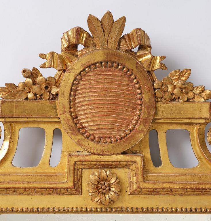 Spegel, av Johan Åkerblad (mästare i Stockholm 1756-99) och Anders Öberg (1781-91), Gustaviansk.