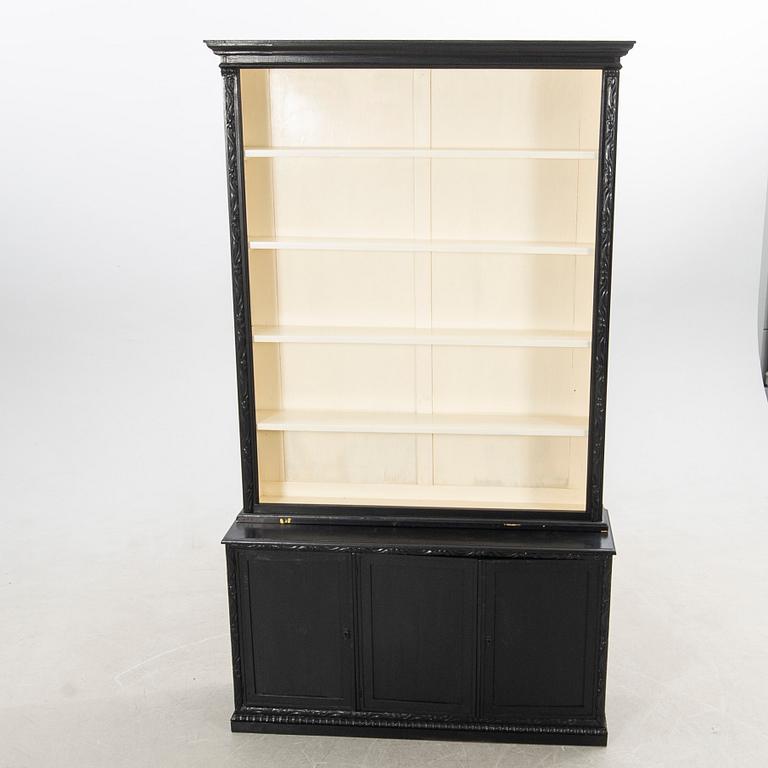 Shelf from the first half of the 20th century.