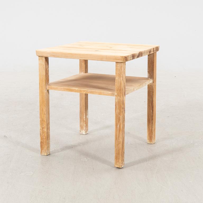 Axel Einar Hjorth, sidobord "Wärmdö" NK (Nordiska Kompaniet) 1930-tal.