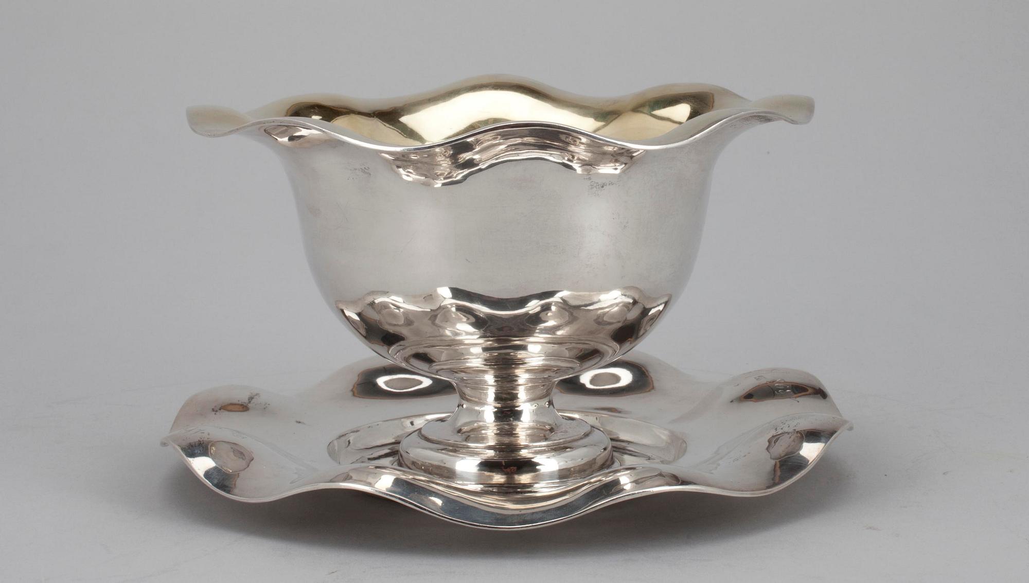 SÅSSKÅL, 813 silver. E. A. Koivula, Wiborg 1923. Vikt 480 g.