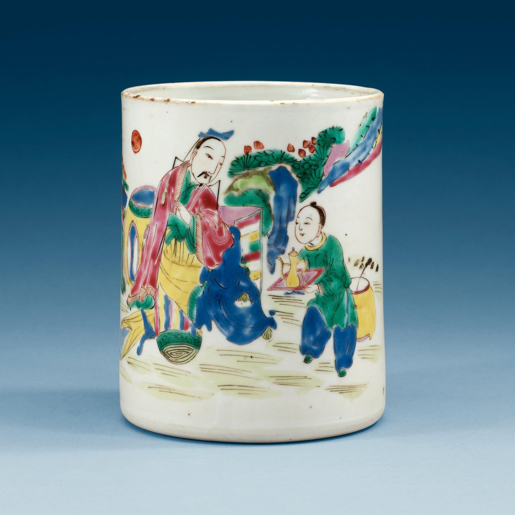 A famille rose brush pot, Qing dynasty, 18th Century.