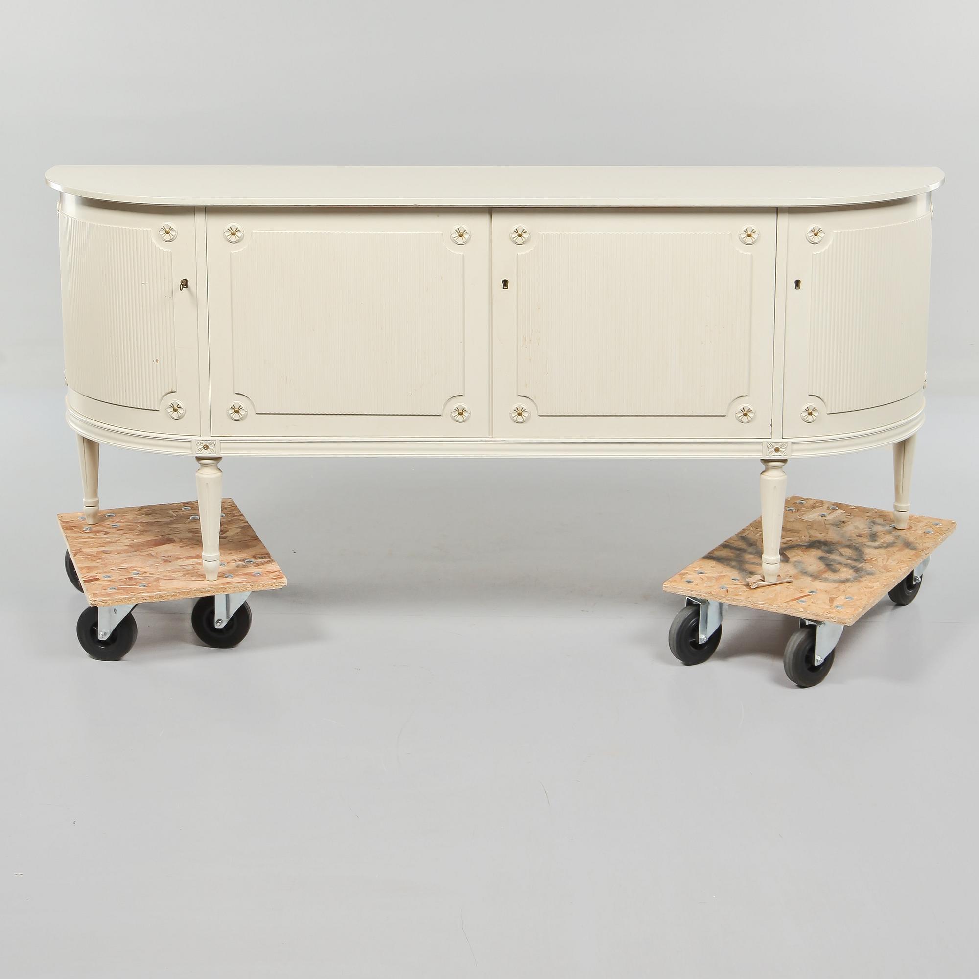 SIDEBOARD, gustaviansk stil, 1900-talets andra hälft.