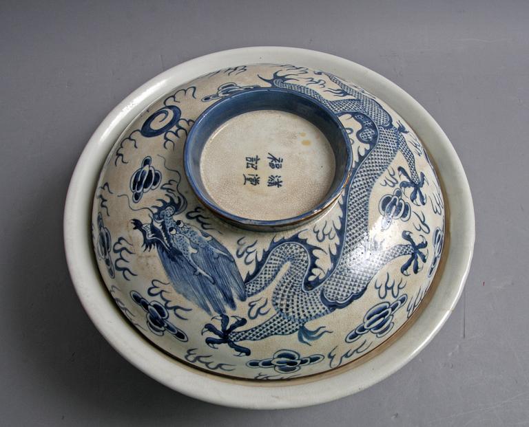 URNA MED LOCK, fajans, Kina.