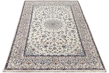 Matta, Nain, part silk, ca. 294 x 193 cm.