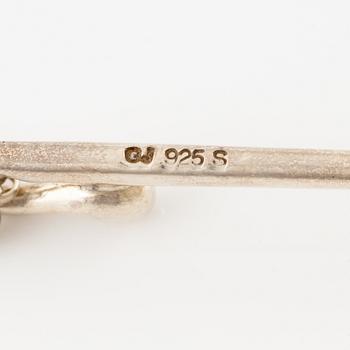 Vivianna Torun Bülow-Hübe, hänge samt örhängen, ett par, silver med rosenkvarts, för Georg Jensen.