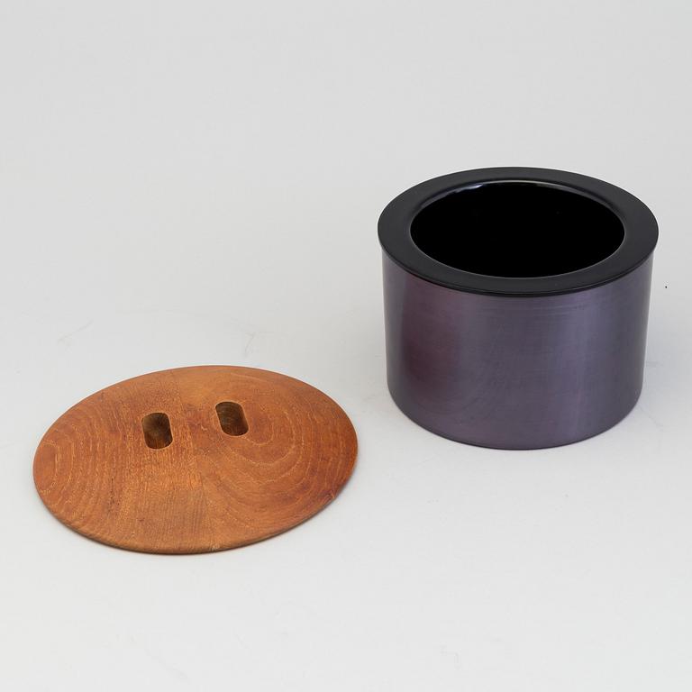 A Finn Juhl teak, plastic and aluminium ice bucket manufactured by Torben Orskov & Co, Denmark. ca 1960.