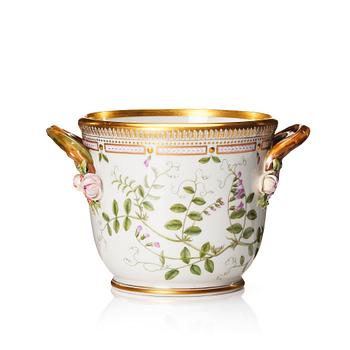 454. A Royal Copenhagen 'Flora Danica' wine cooler, Danmark, 20th Century.