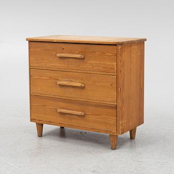 A chest of drawers, 1930's/40's.