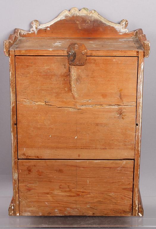 VÄGGSKÅP, allmoge, 1800-talets andra hälft.