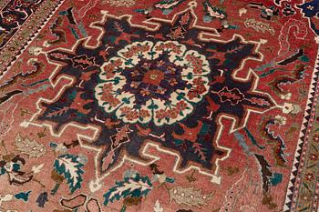 Matta, Heris, ca 330 x 234 cm.