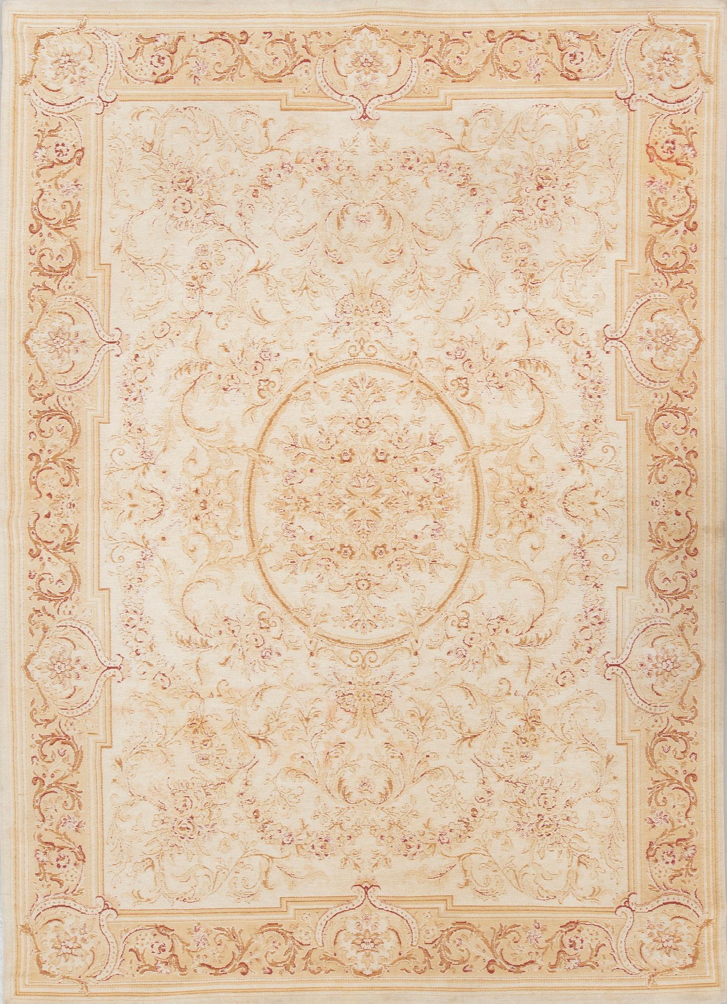 Laura Ashley, rug, machine-made, 186 x 132 cm.
