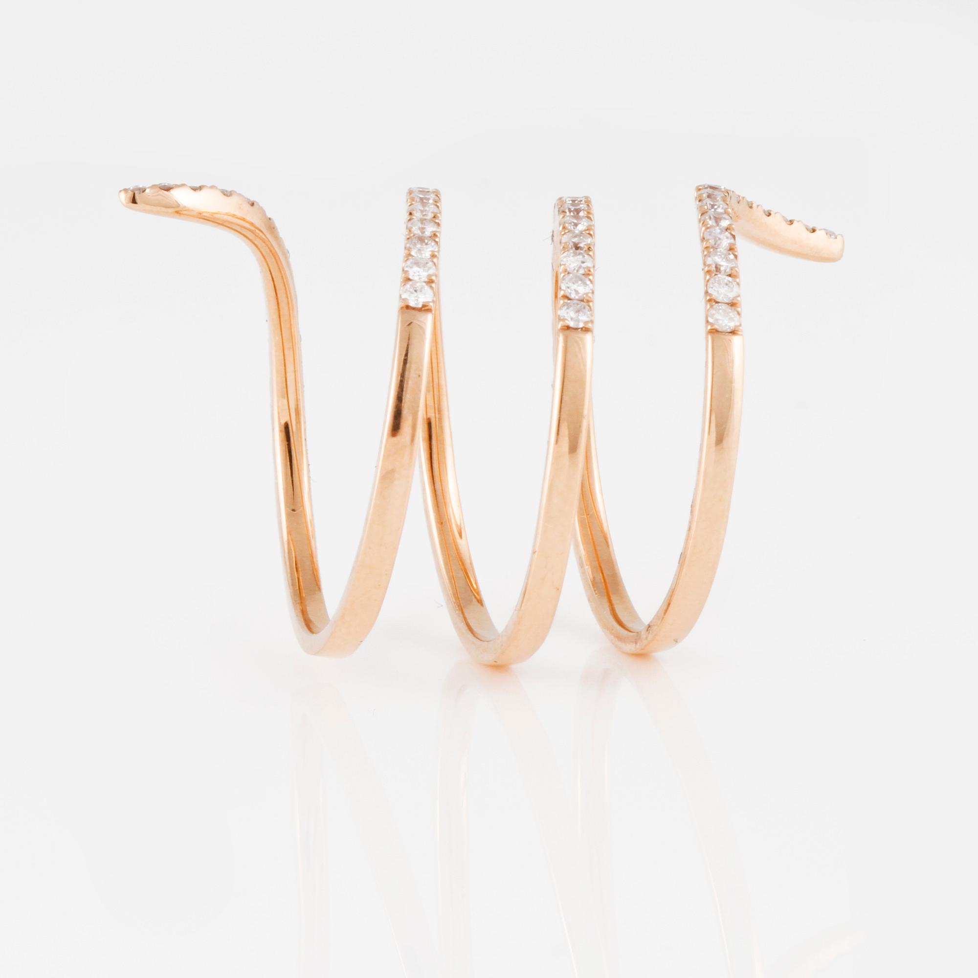 RING, 18K roséguld med briljantslipade diamanter ca 0.85 ct. Vikt 4,5 gram.