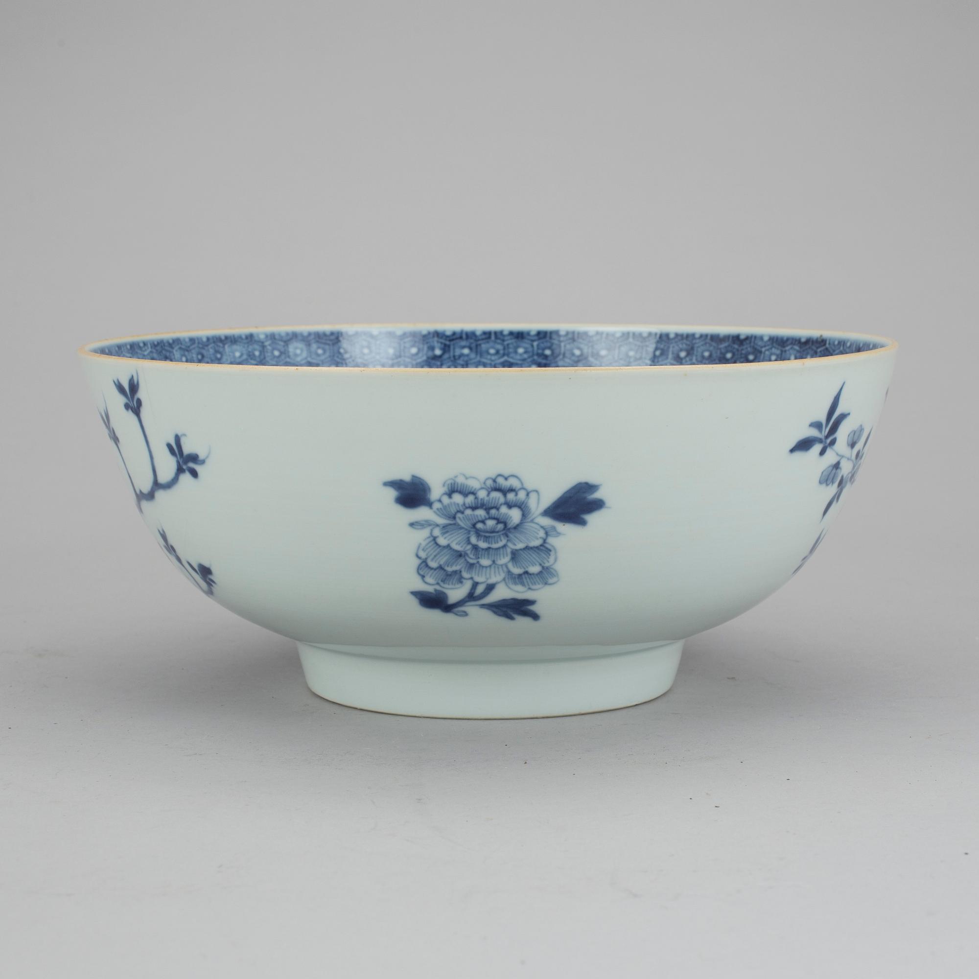 SKÅL, porslin, Kina, Qian Long 1736-1795.