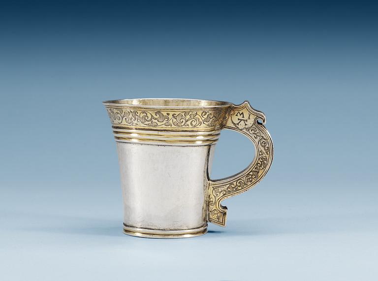 BÄGARE med grepe, ostämplad, Sverige 1500-talets slut. Renässans.