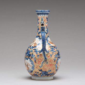 KANNA, porslin. Qingdynastin, Qianlong (1736-95).