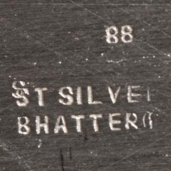 FAT, 900 silver. Turkiet. Finska importstämplar 830 från år 1996. Vikt 822 g.