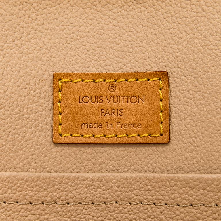 Louis Vuitton, a Monogram Canvas 'Sac Plât Tote' bag.