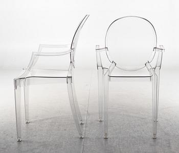 KARMSTOLAR, ett par, "Louis Ghost", Philippe Starck för Kartell, märkta.