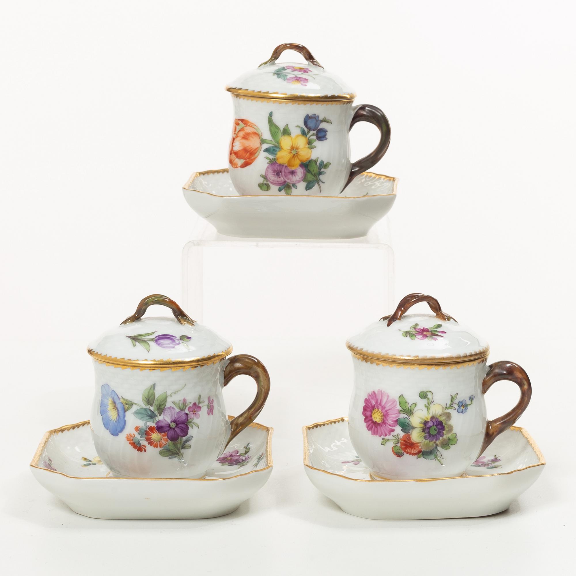 Royal Copenhagen, 19 cream cups with saucers, “Sachsisk Blomst”, Denmark, 1890–1922.
