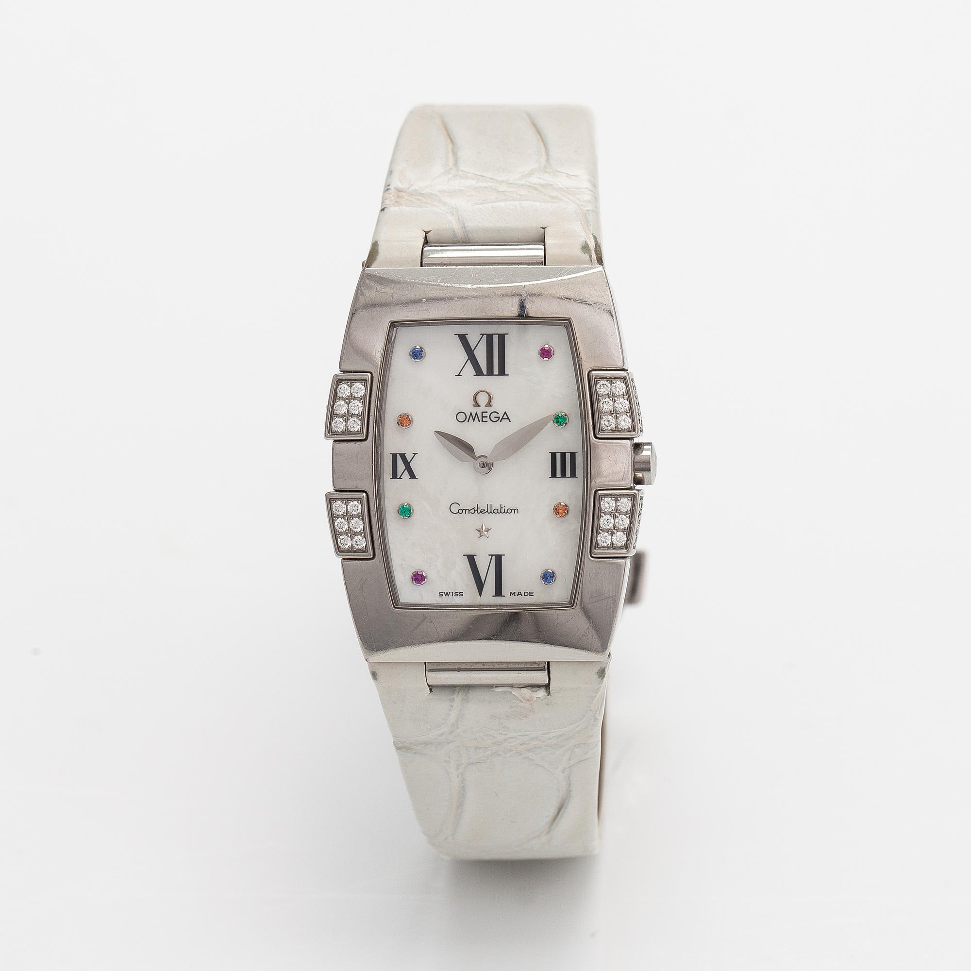 Omega, Constellation, Quadrella, wristwatch, 27 x 33 mm.