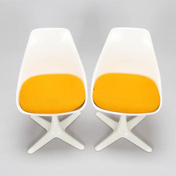 Set of 8 vintage swivel chairs model 115 and a table by Maurice Burke for Arkana, United Kingdom, 1960s.
