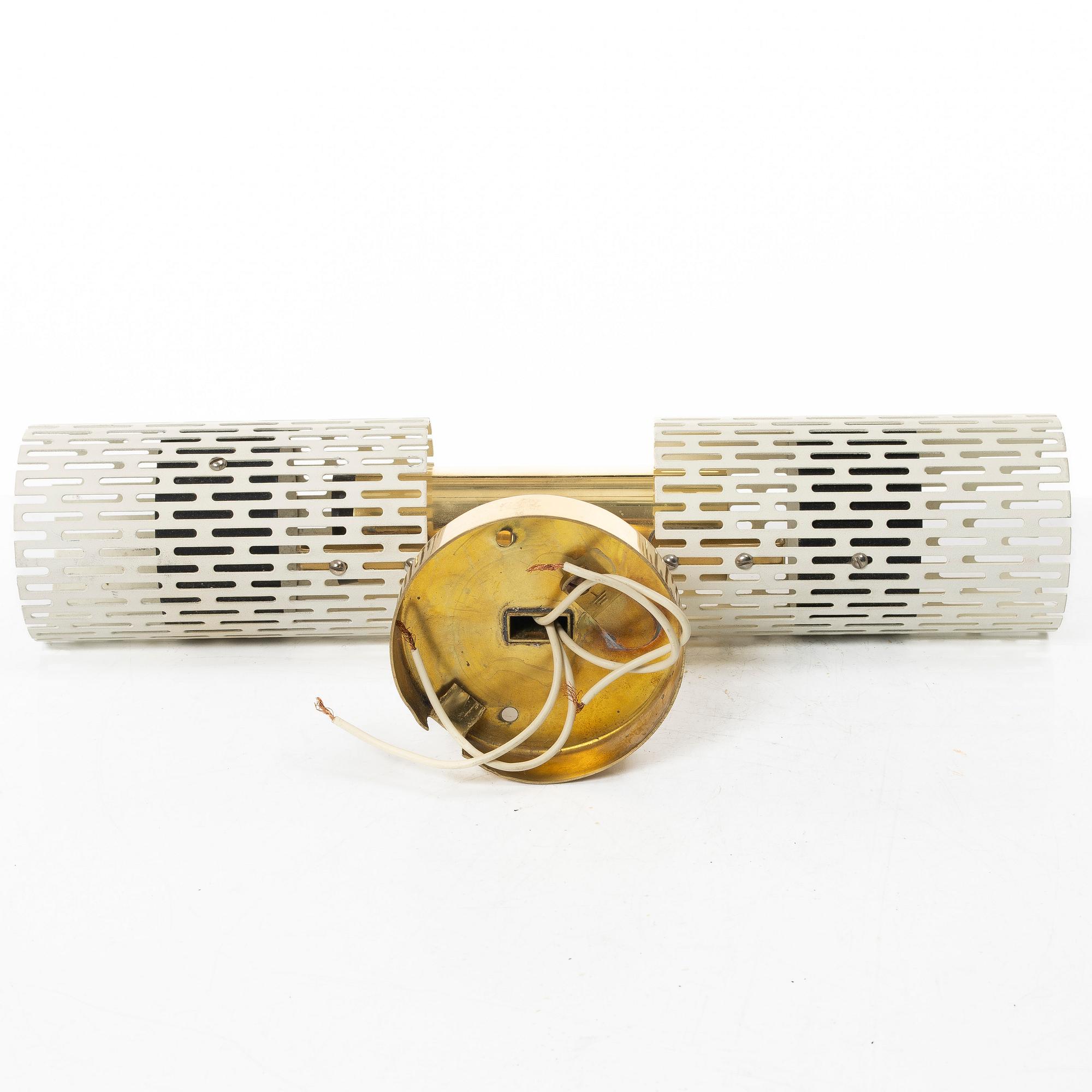 Harald Notini, wall lamps, a pair, model 8820, Böhlmarks, 1940s/1950s.