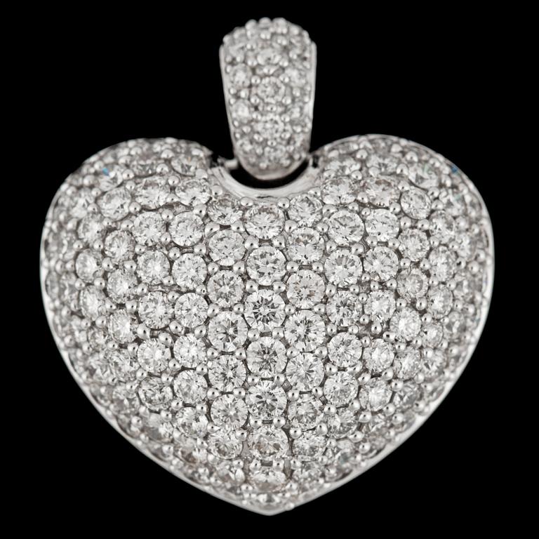 A brilliant cut diamond heart pendant, tot. 2.99 cts.