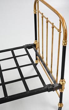 SÄNG/JÄRNSÄNG, tidigt 1900-tal.