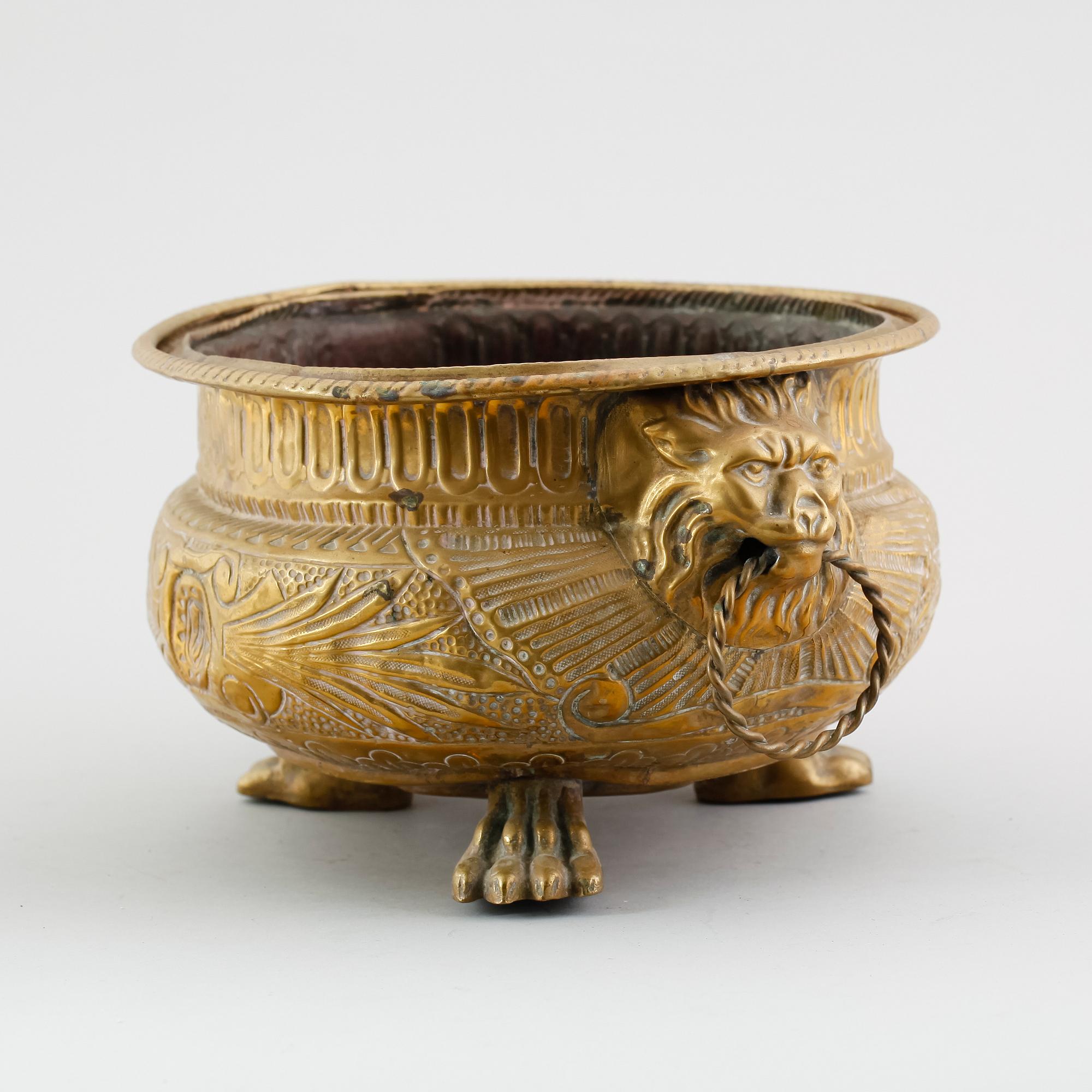 YTTERFODER, mässing, 1800-tal.